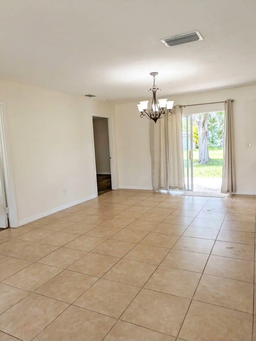 Dining Area at 7402 LAKELAND Boulevard, Fort Pierce
