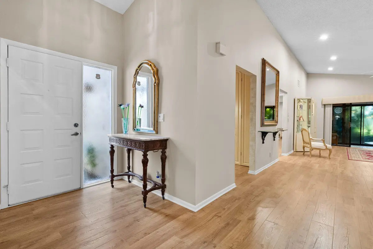 Entrance Foyer at 2420 Fiddleleaf Avenue, Coconut Creek