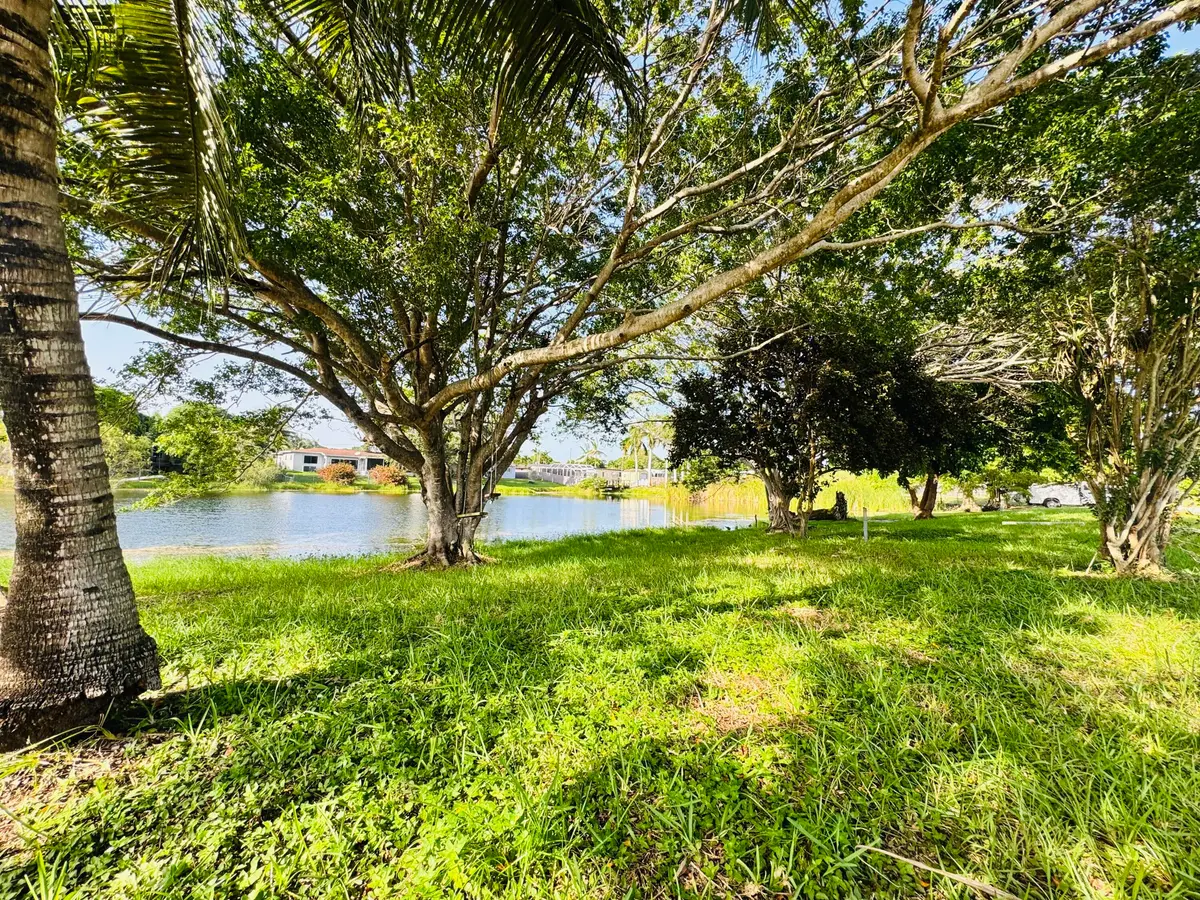 IMG_5817 at 1040 NW 149TH Street, Miami