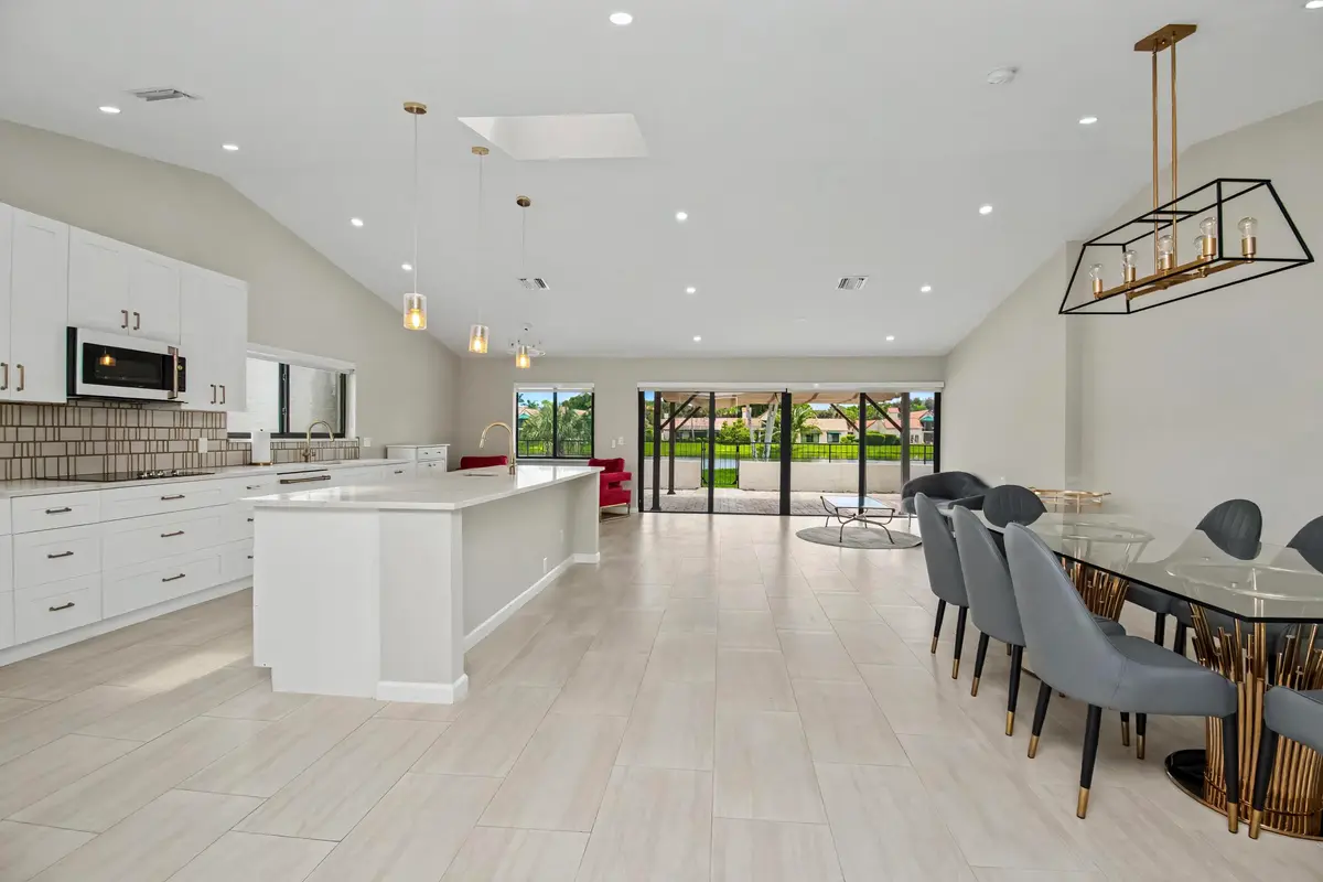 7456DFB9-62A4-45EC-A96E-63D3782D3F80 at 21460 LAGUNA Drive, Boca Raton