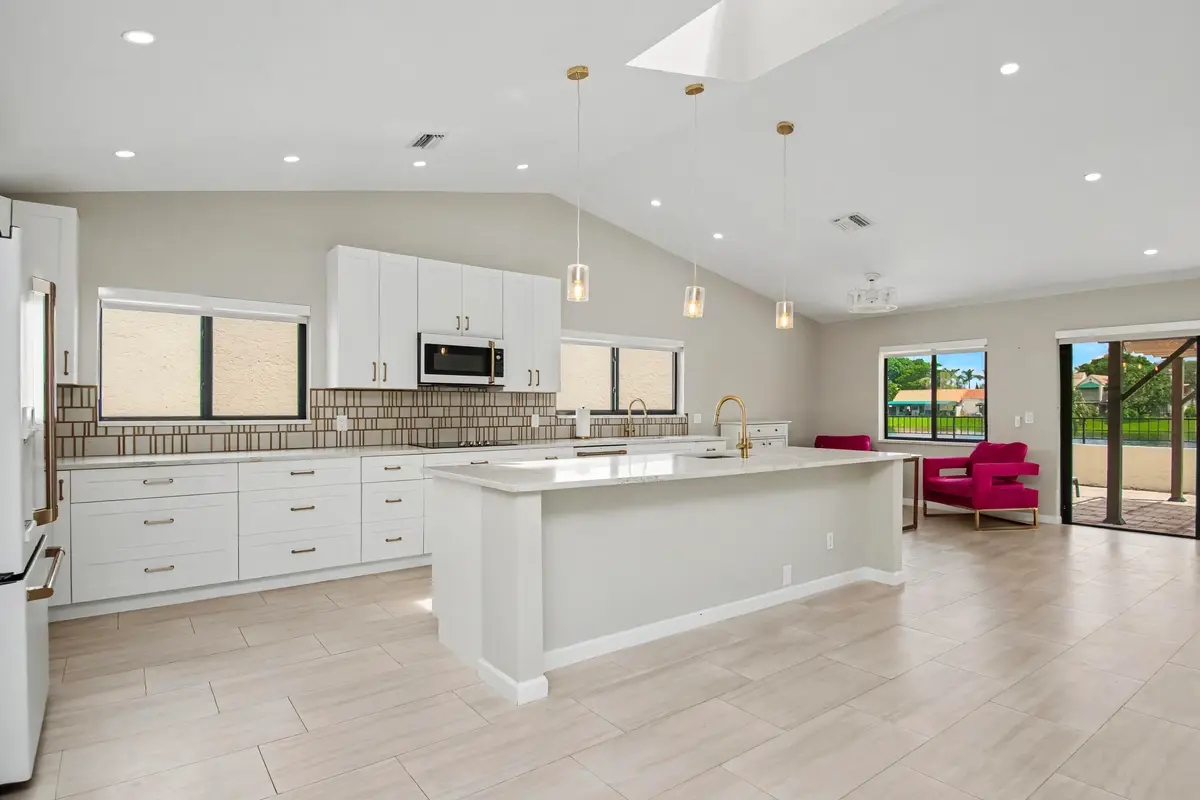 0DB90A78-511D-45DC-95A0-4819B5634267 at 21460 LAGUNA Drive, Boca Raton