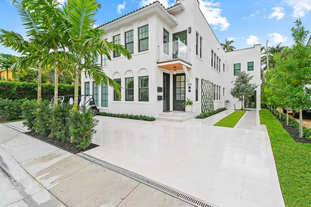 226OleanderAve_02a at 226 Oleander Avenue 3, Palm Beach