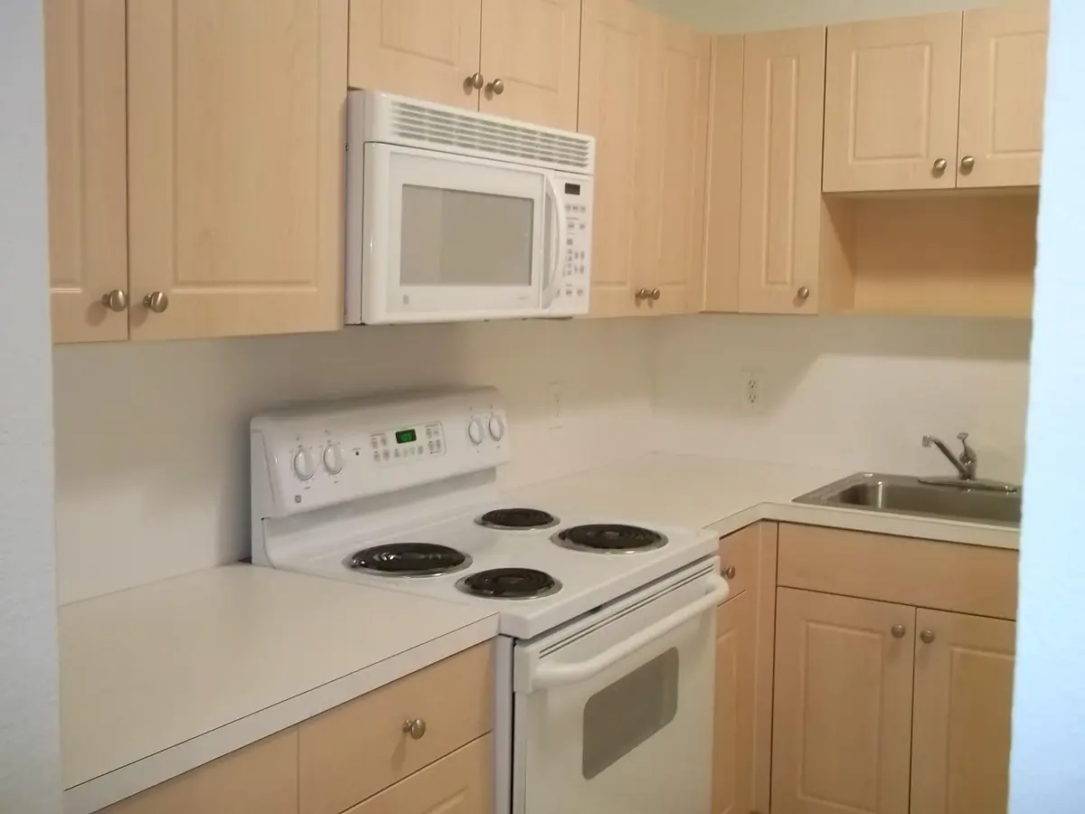Photo 3 at 770 SE 2ND Avenue E205, Deerfield Beach