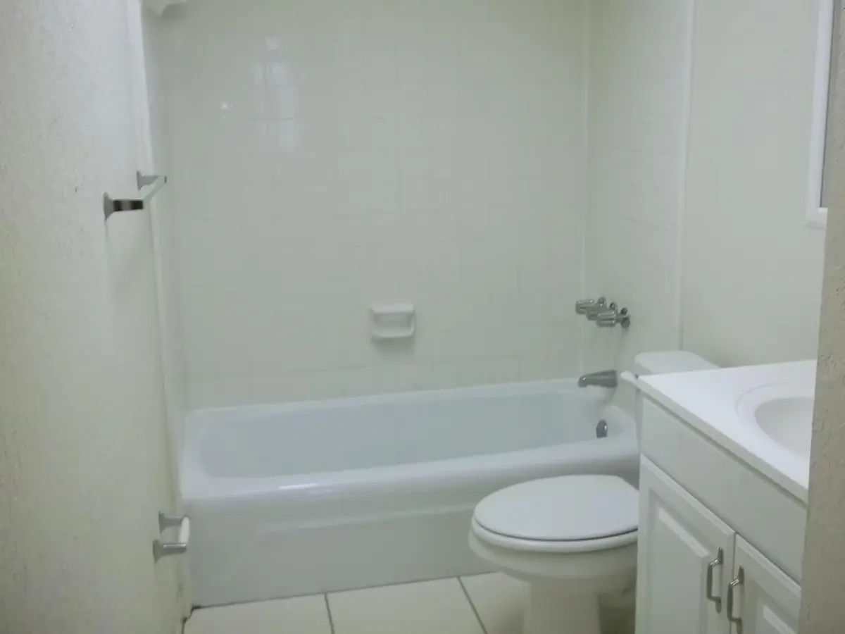 Photo 8 at 770 SE 2ND Avenue E205, Deerfield Beach