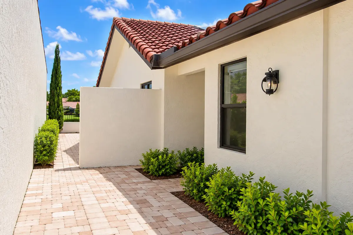 F299369F-F5C4-46BA-8411-79374F0A3800 at 21460 LAGUNA Drive, Boca Raton