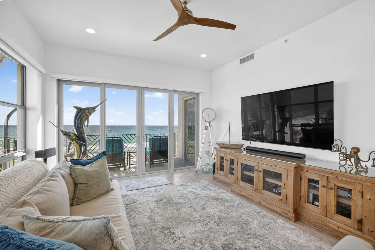 14-web-or-mls-A699A9124 at 4510 El Mar Drive 405, Lauderdale-By-The-Sea