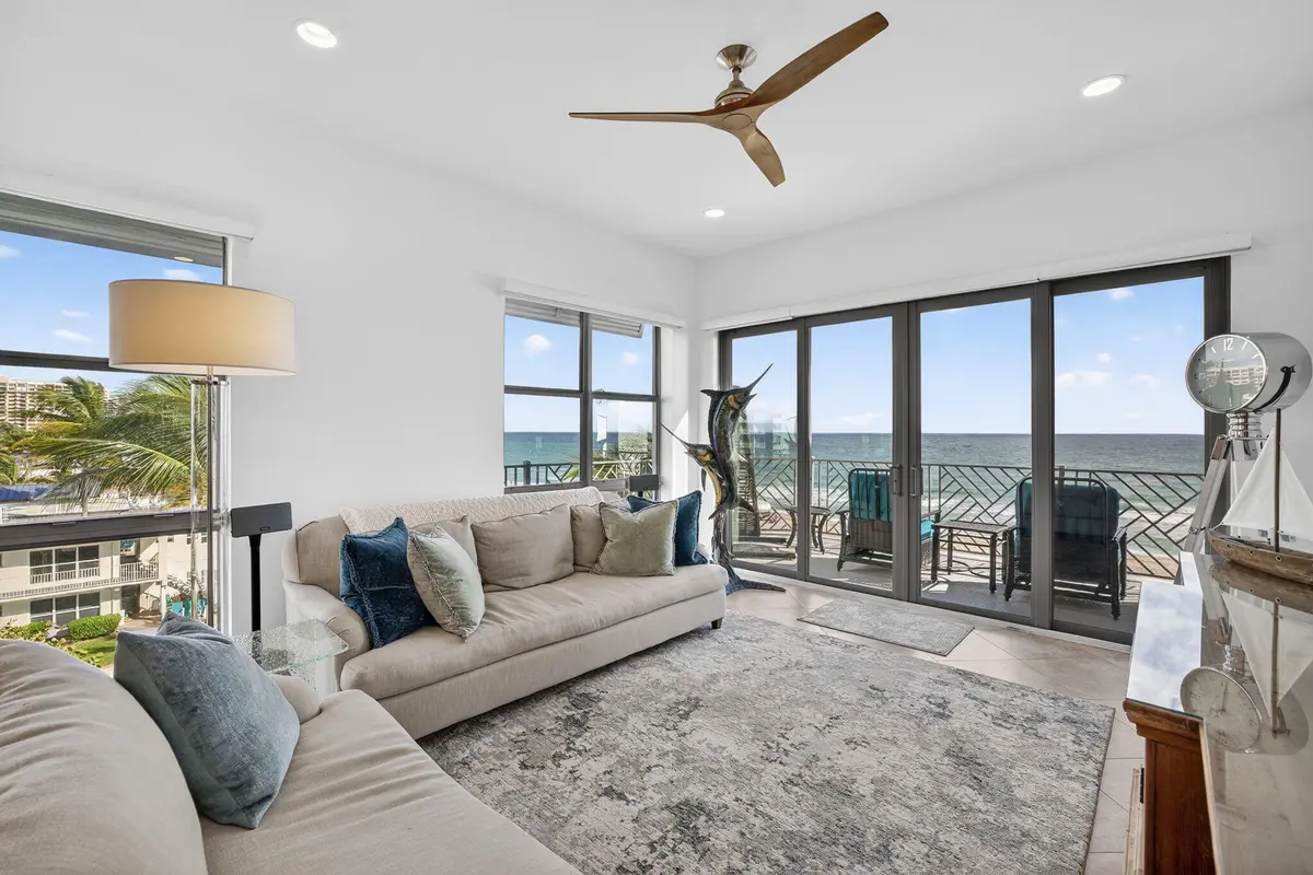 15-web-or-mls-A699A9131 at 4510 El Mar Drive 405, Lauderdale-By-The-Sea