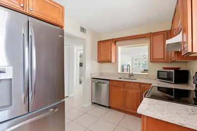 2825 SW 22nd Avenue 201, Delray Beach – Condominium for rent