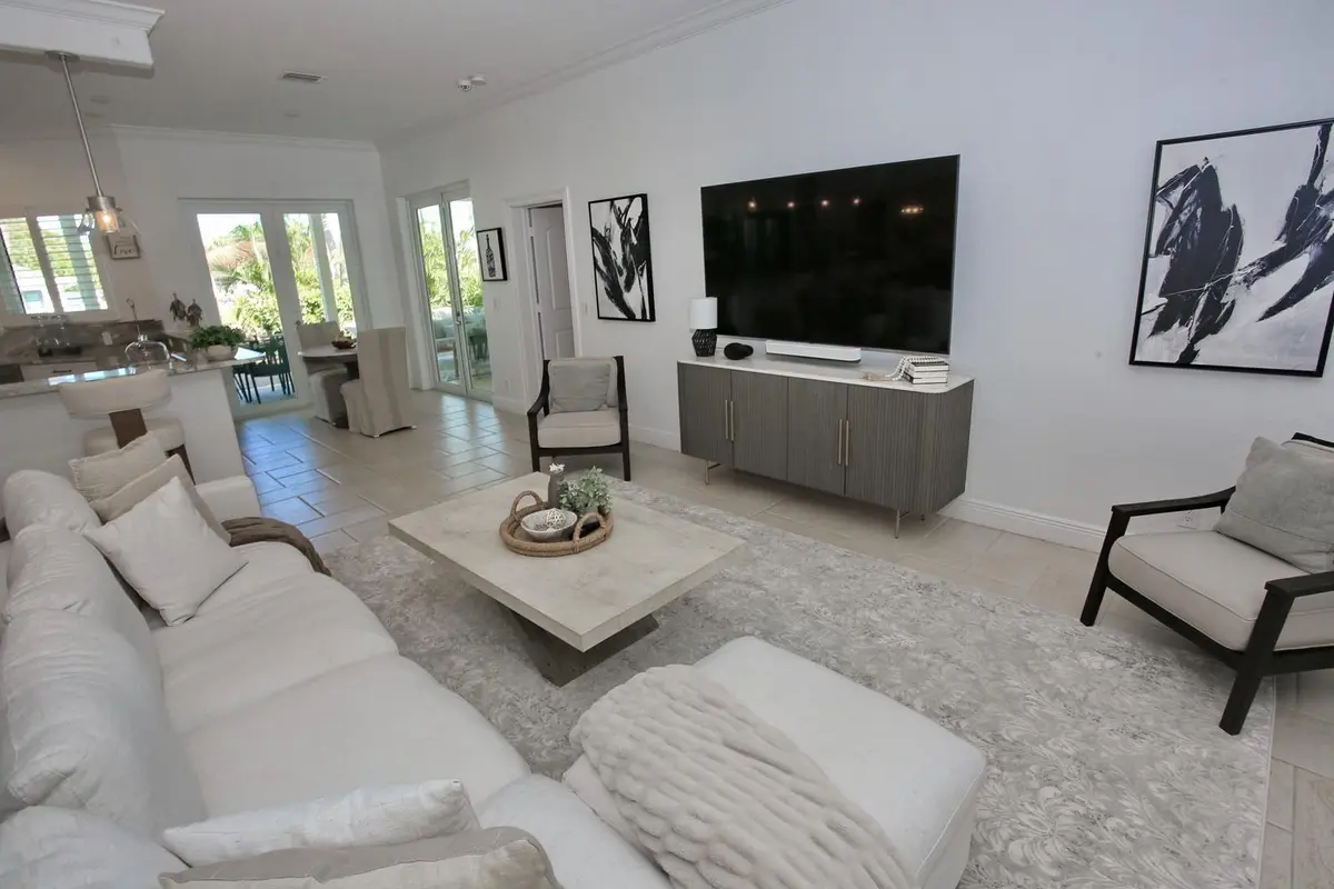 009-133-Living Room-1500x1000 at 4110 NE 27TH Avenue, Lighthouse Point
