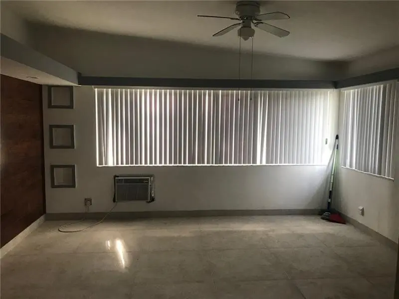 Photo 5 at 725 S 20TH Avenue 1, Hollywood