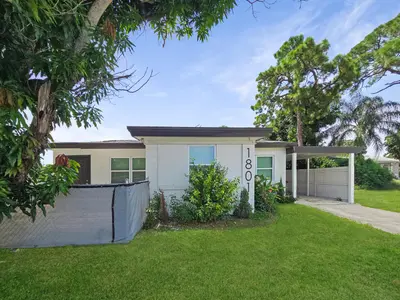 1801 N 25TH Street, Fort Pierce – Single Family Residence for sale