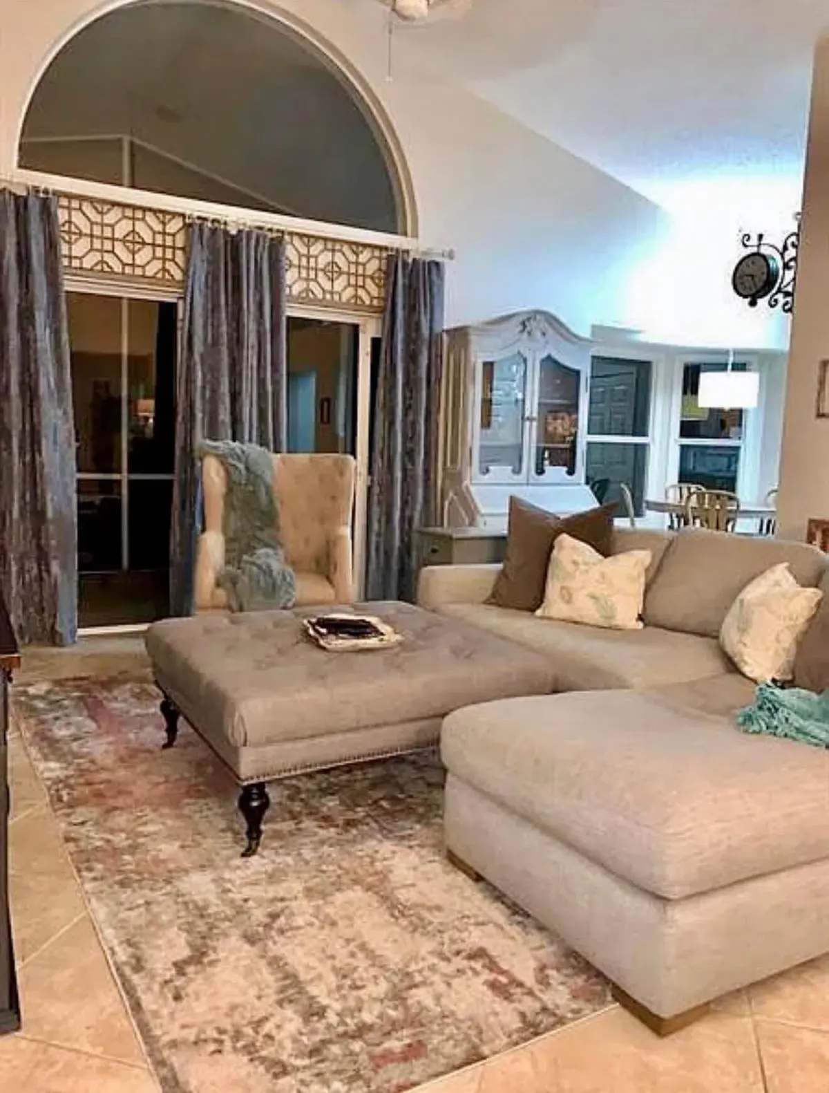 Family Room at 15067 Oak Chase Court, Wellington