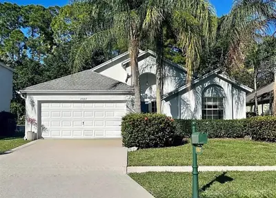 15067 Oak Chase Court, Wellington – Single Family Residence for rent