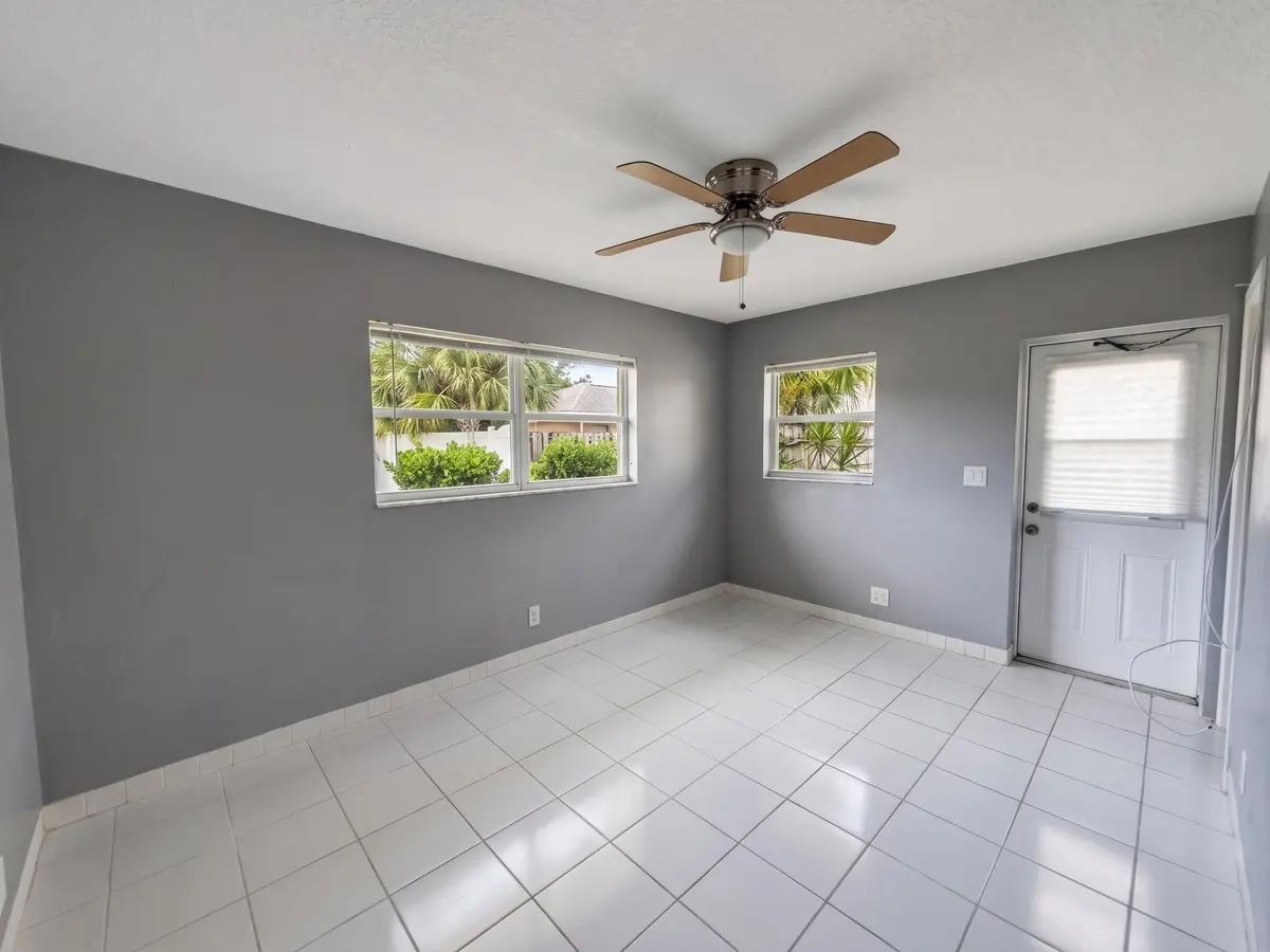 1240 SE 3RD Court 12, Deerfield Beach, FL – photo 5