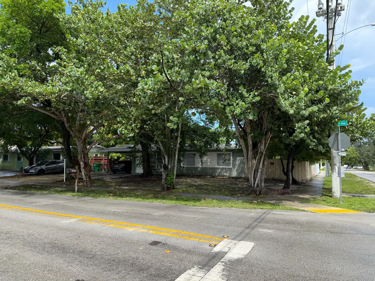 IMG_0088 at 3820 SW 61ST Avenue, Davie
