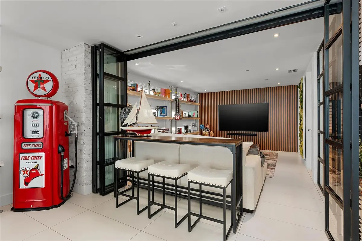 Photo 3 at 1040 Biscayne Boulevard 2101, Miami