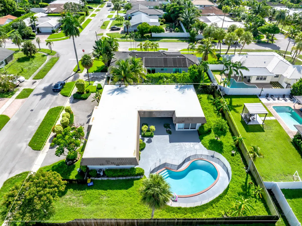 MR-11 at 1424 SW 13th Drive 1424, Boca Raton