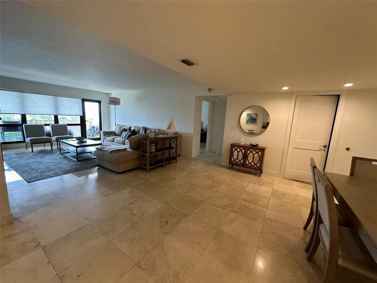 Photo 3 at 4900 N OCEAN Boulevard 605, Lauderdale-By-The-Sea