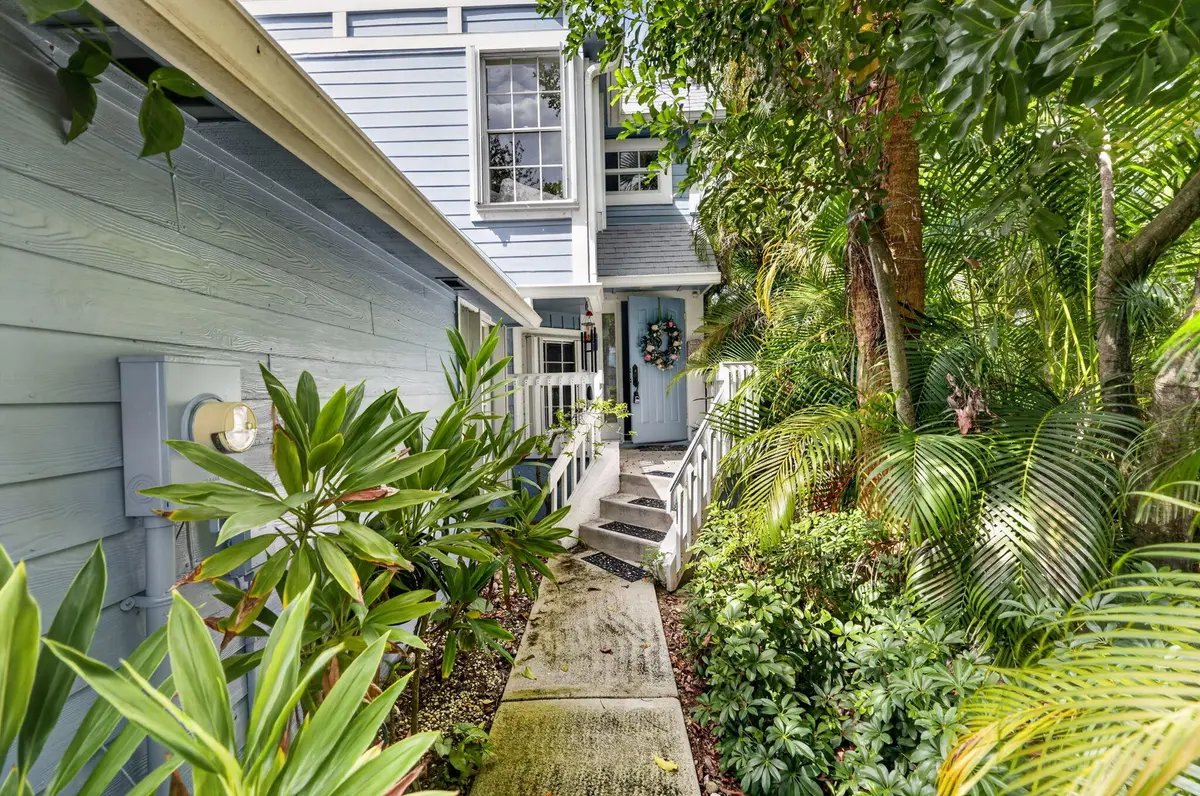 4-web-or-mls-_MLP4897 at 1401 OCEAN DUNES Circle, Jupiter
