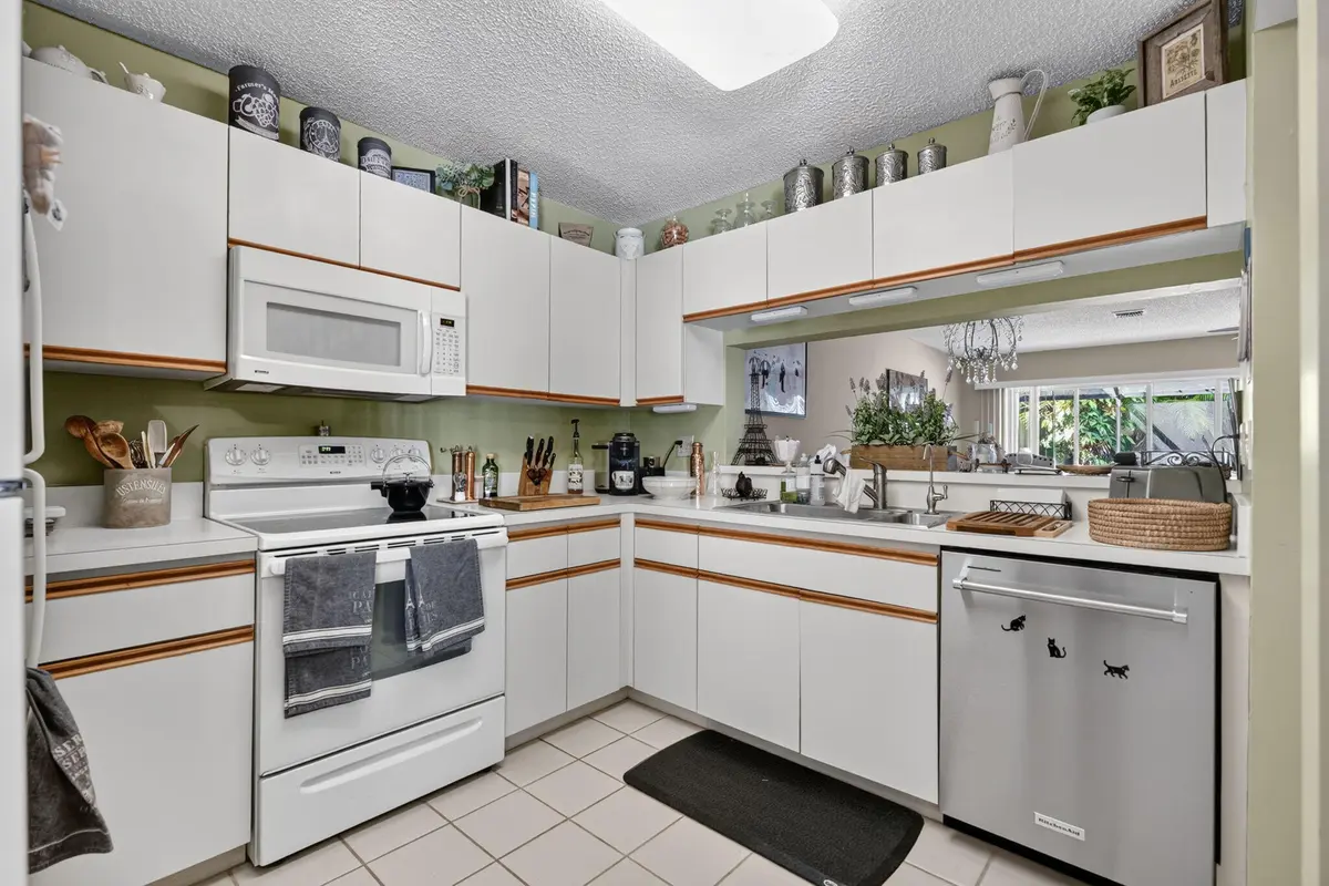 7-web-or-mls-_MLP5017 at 1401 OCEAN DUNES Circle, Jupiter