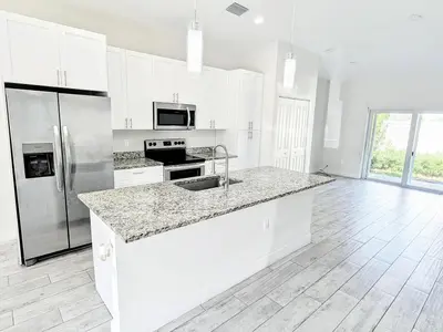 1562 W 26th Court, Riviera Beach – Duplex for sale