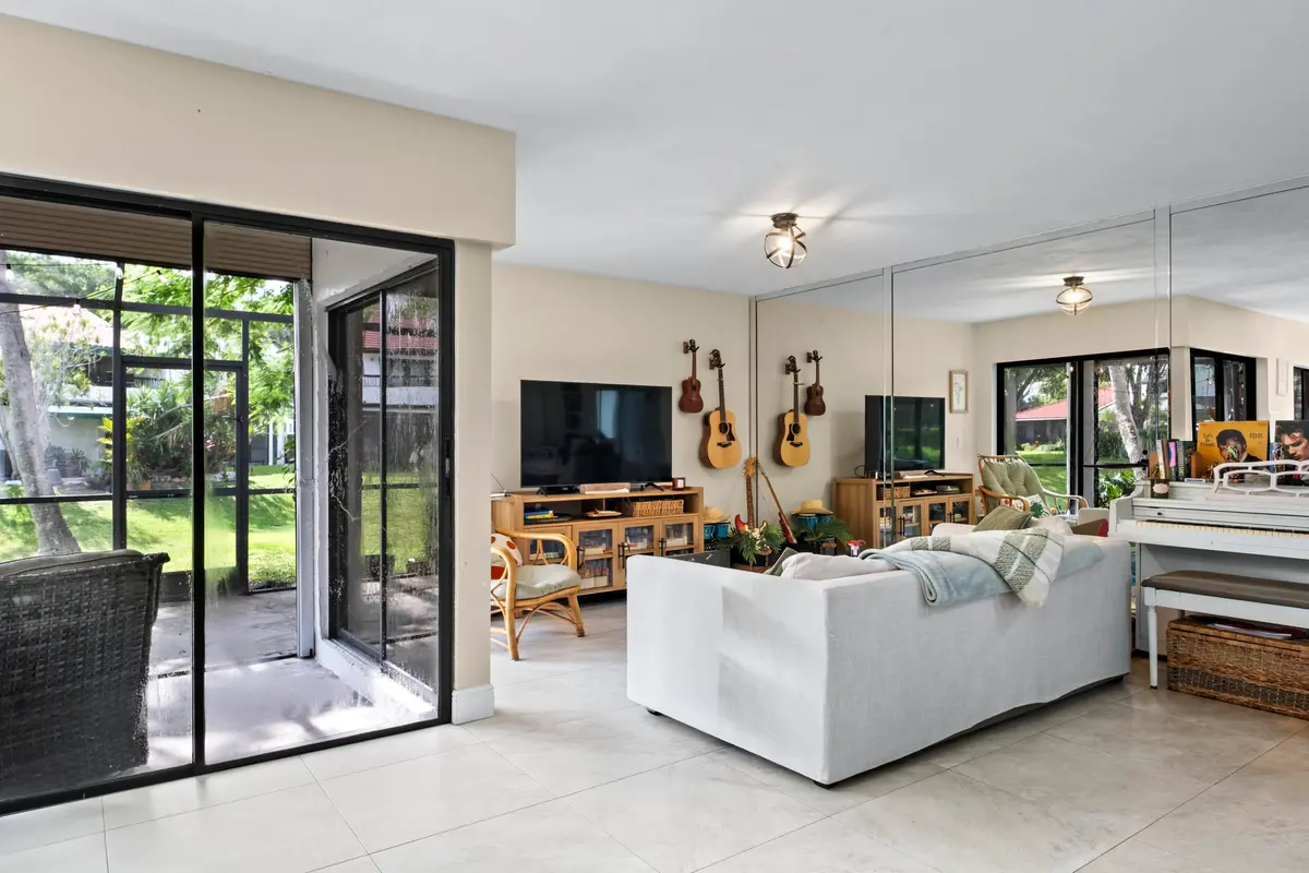 R_F019 at 367 NW 36TH Avenue 367, Deerfield Beach