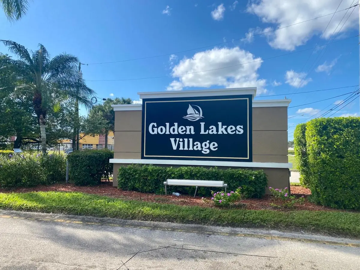 034-055-Golden Lakes 1-1334x1000 at 156 LAKE EVELYN Drive, West Palm Beach