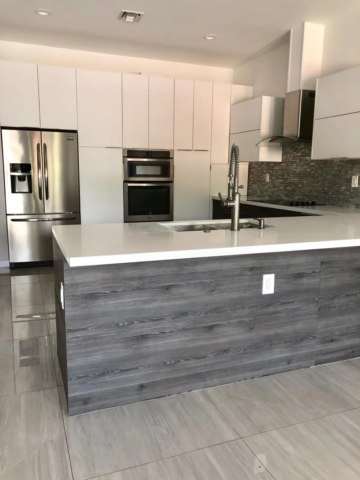 62ed6102-c7a6-46b1-8df8-b59559fb23f6 at 2728 TREASURE COVE Circle 2728, Dania Beach
