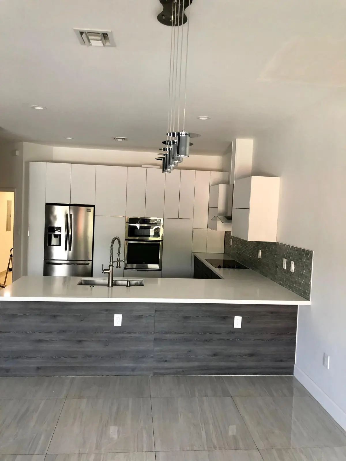 2d1ad91d-60b8-4898-8e4e-4bb4ae28de85 at 2728 TREASURE COVE Circle 2728, Dania Beach