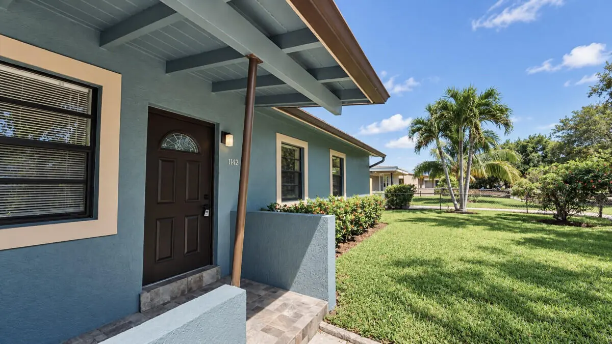 1142 Chateau Park Drive, Fort Lauderdale, FL – photo 2