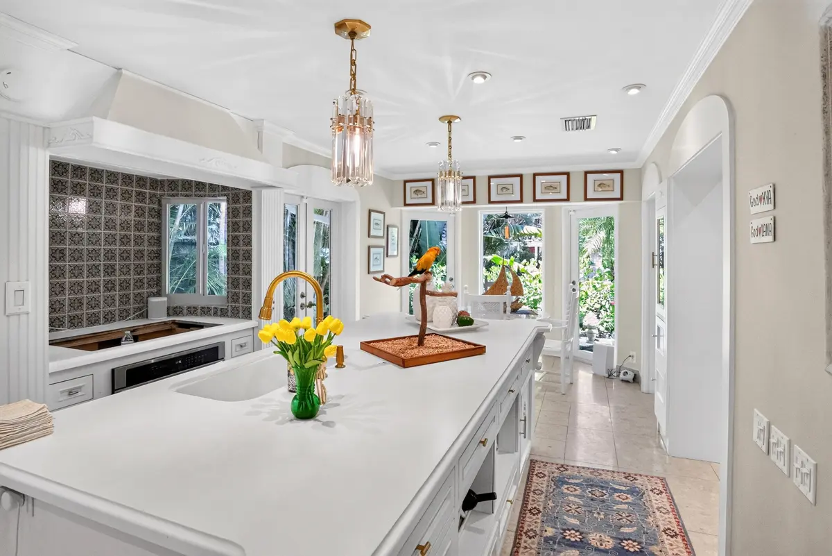 691A7622 at 714 S Atlantic Drive, Lantana