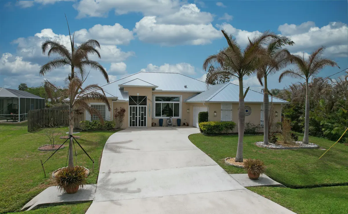 WELL MANICURED LANDSCAPE at 5822 NW Bates Avenue, Port St. Lucie