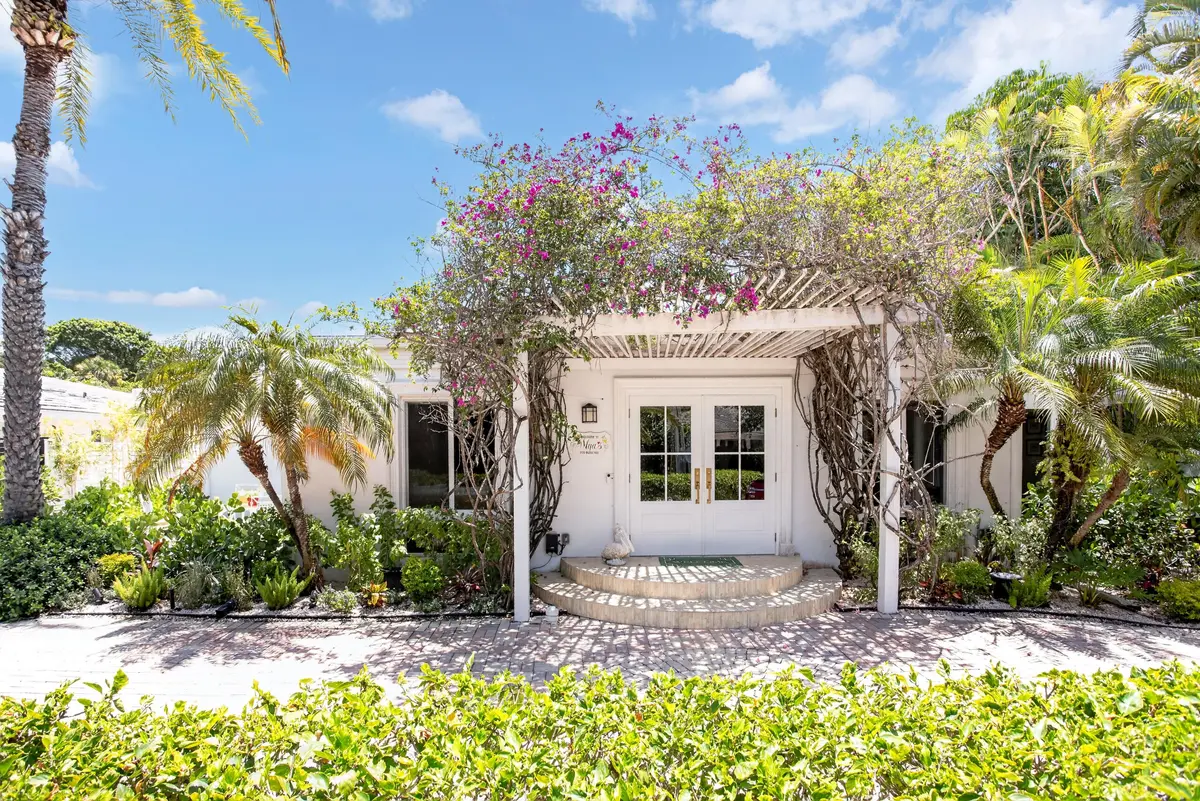691A7955 at 714 S Atlantic Drive, Lantana