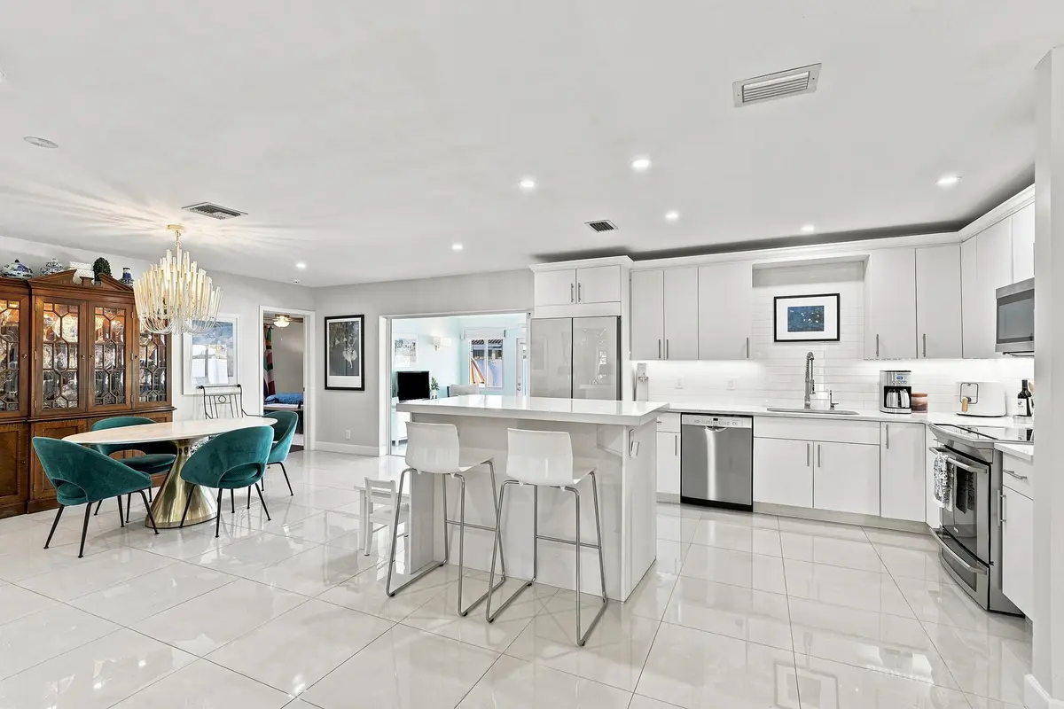 12_kitchen at 1541 NW 64TH Avenue, Margate