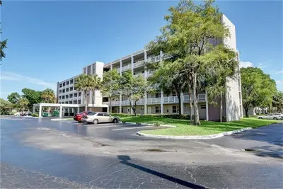 8735 RAMBLEWOOD Drive 212, Coral Springs – Condominium for sale