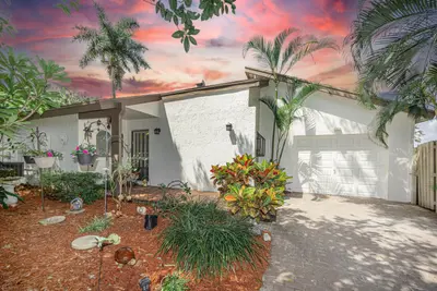 980 Rainberry Lake Drive, Delray Beach – Single Family Residence for sale