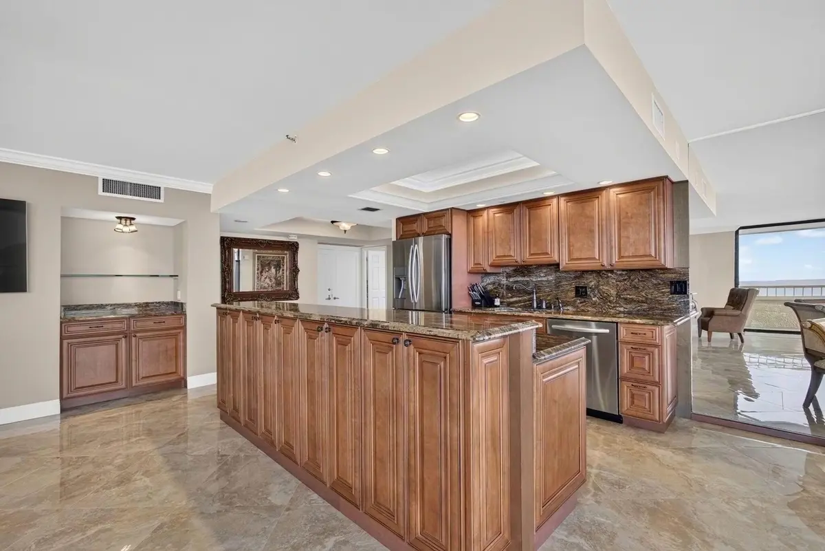 8-web-or-mls-5D1A1162 at 5280 N Ocean Drive 12B, Riviera Beach