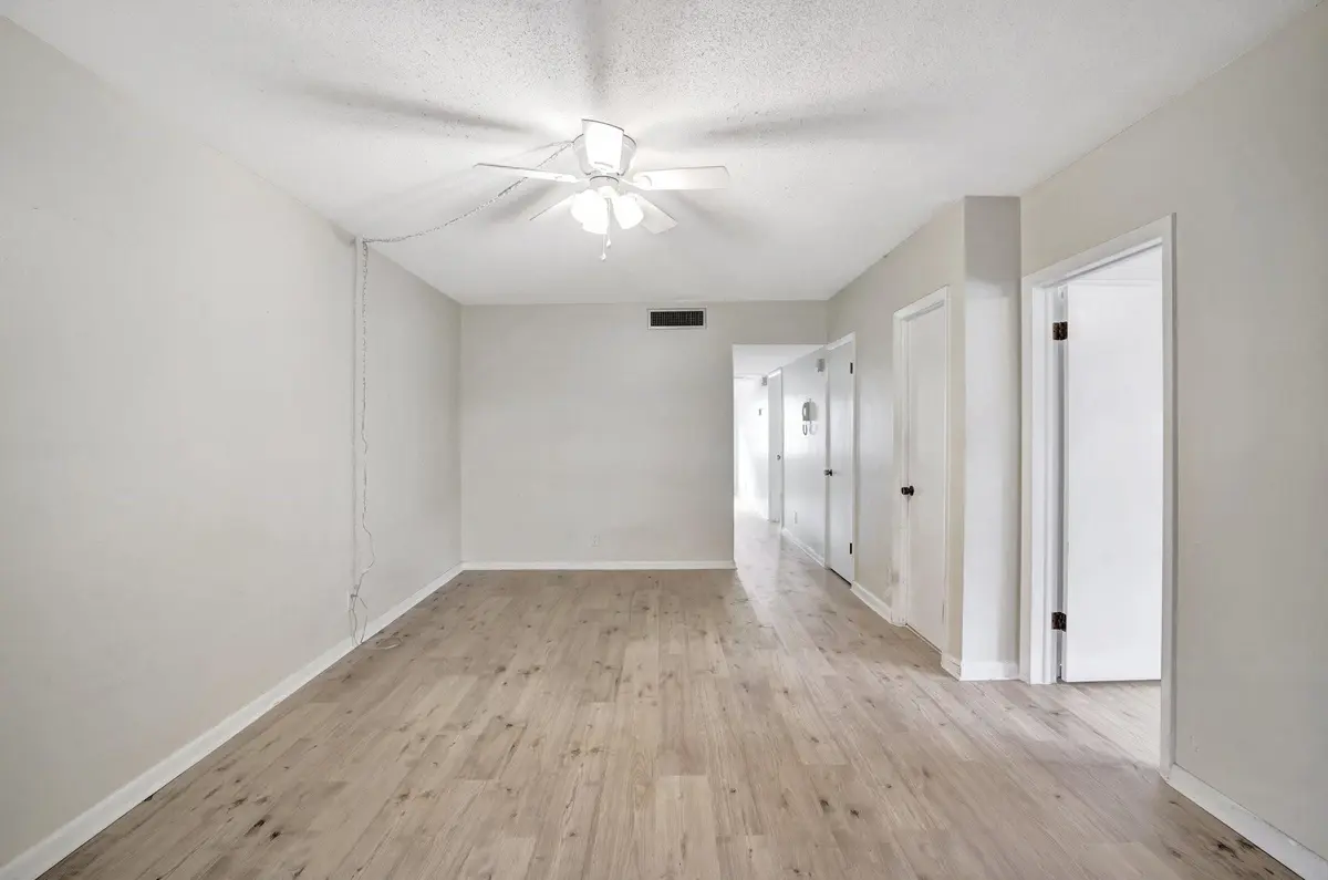 Photo 26 at 917 NE 16TH Avenue 7, Fort Lauderdale