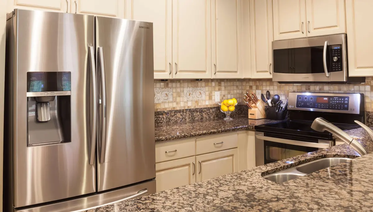 Kitchen at 1264 VIA DE FOSSI, Boynton Beach