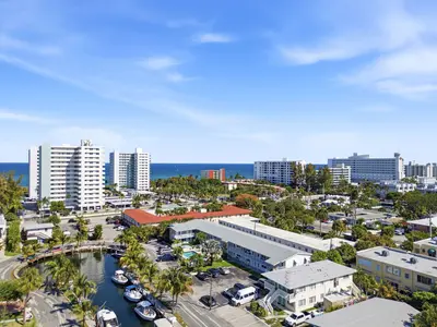 3232 CANAL Drive 14, Pompano Beach – Condominium for rent