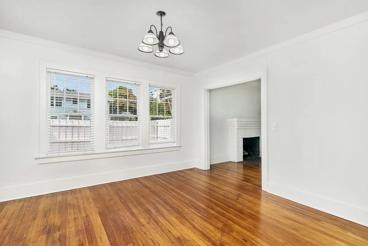 Dining to Living at 3901 Washington Road, West Palm Beach