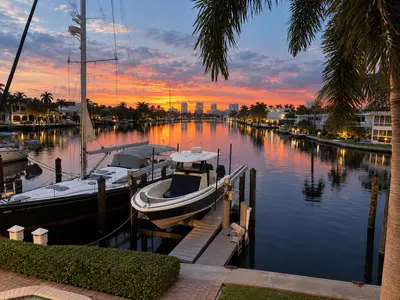 516 HENDRICKS Isle 2C, Fort Lauderdale – Condominium for sale
