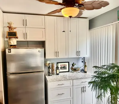 16 Colonial Club Drive 103, Boynton Beach – Condominium for sale