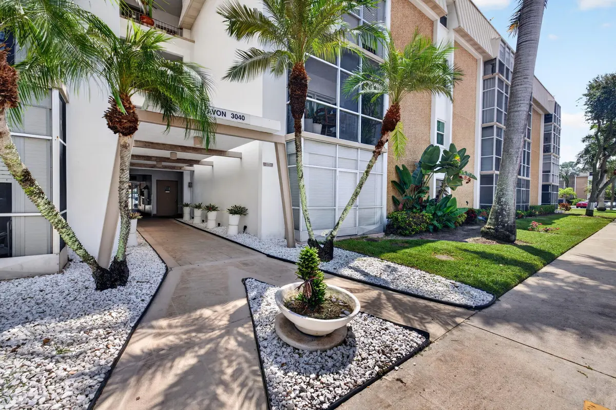 2-web-or-mls-699A1147 at 3040 NE 16th Avenue 110, Oakland Park