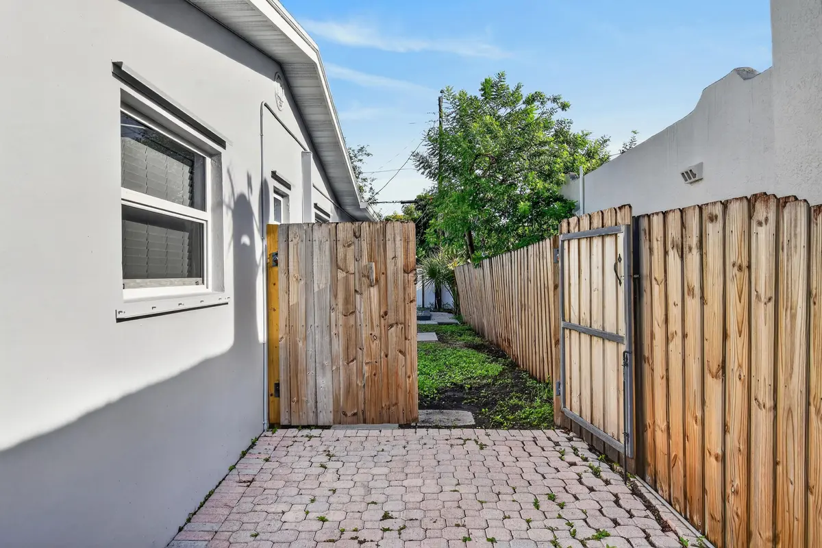 715GreenSt(17) at 715 Green Street, West Palm Beach