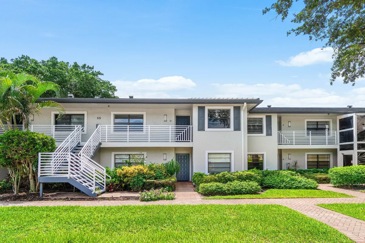 Front of Structure at 15 SOUTHPORT Lane D, Boynton Beach