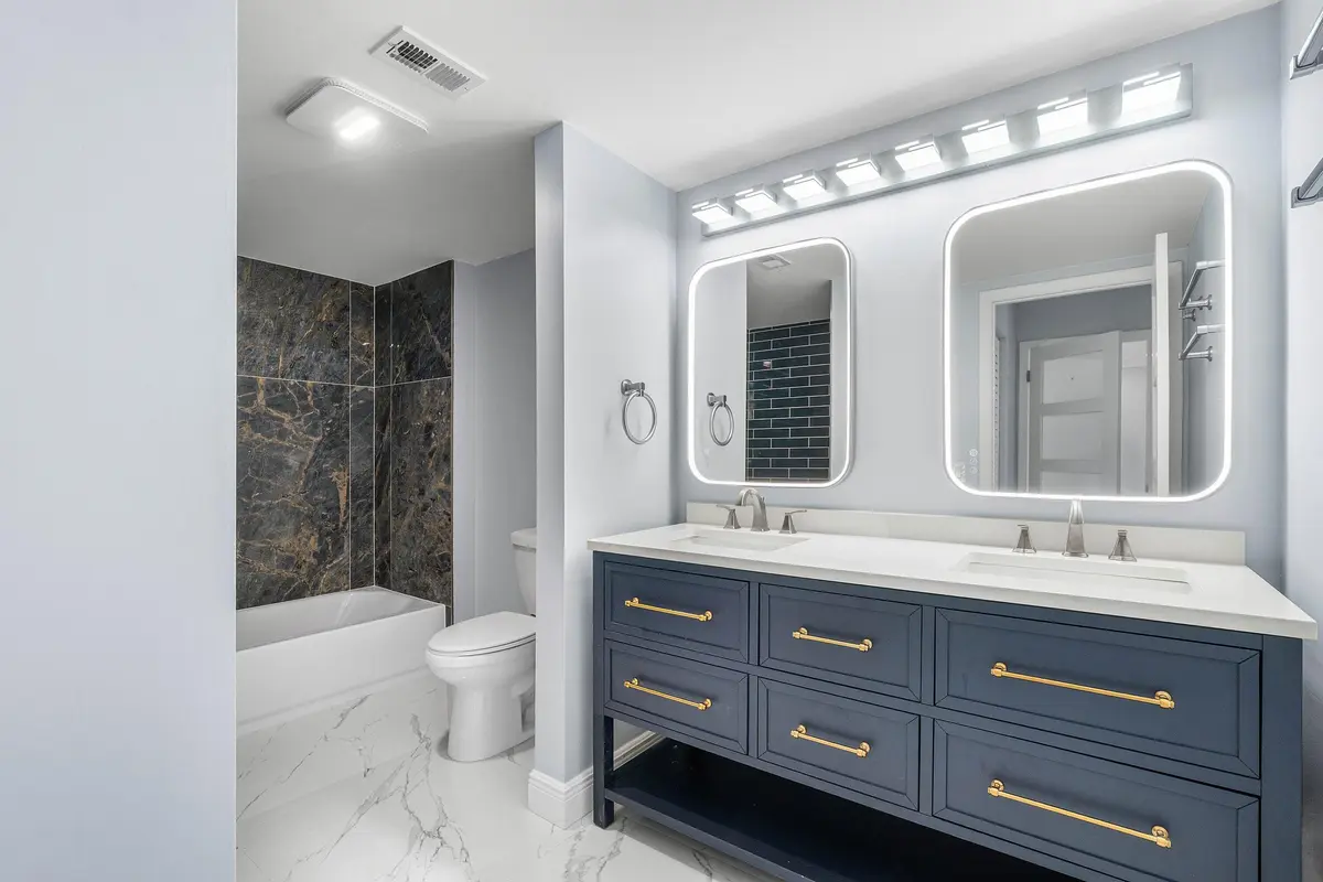 Bathroom at 15 SOUTHPORT Lane D, Boynton Beach