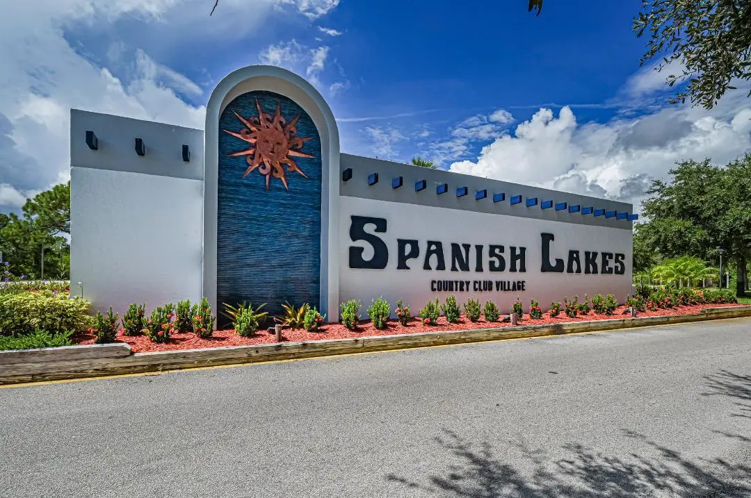 37 aborles 1 at 37 ARBOLES DEL NORTE, Fort Pierce
