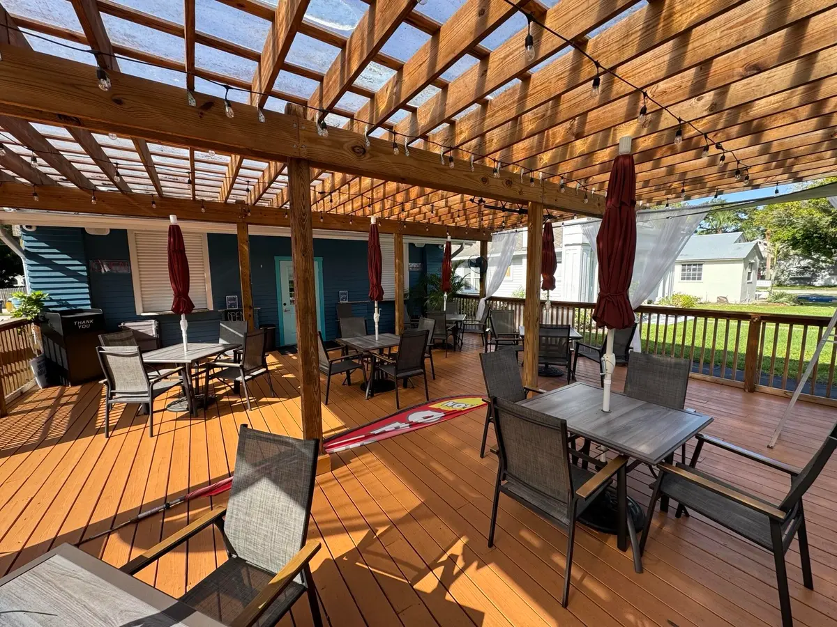 Outdoor Seating at 809 DELAWARE Avenue, Fort Pierce