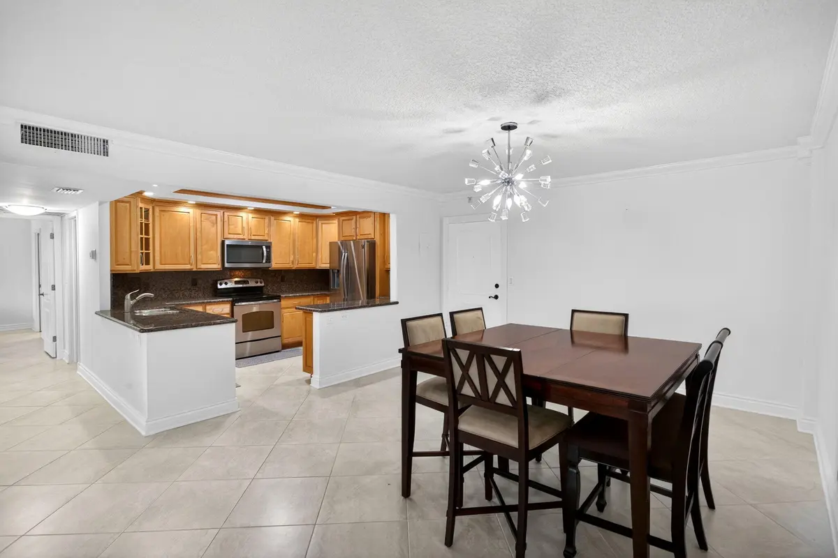 7-web-or-mls-IMG_7059 at 405 N OCEAN Boulevard 507, Pompano Beach
